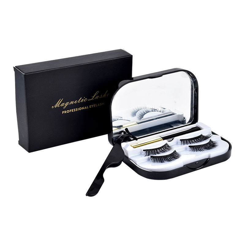 Two Pairs Of Magnetic Eyeliner And Eyelashes Gift Set